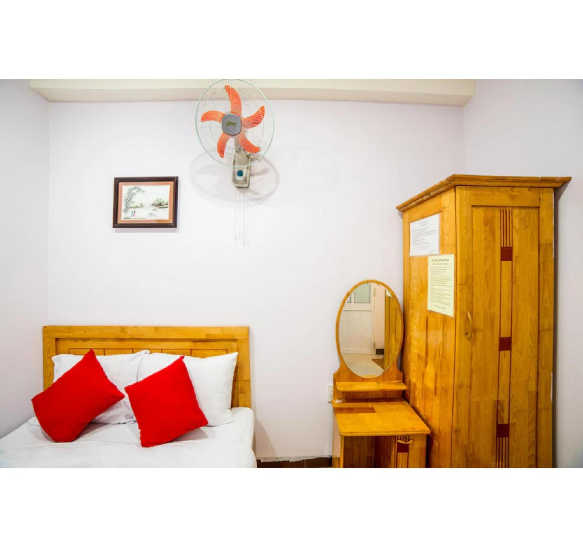 Oyo 553 Truong Giang Hotel Da Nang Buitenkant foto