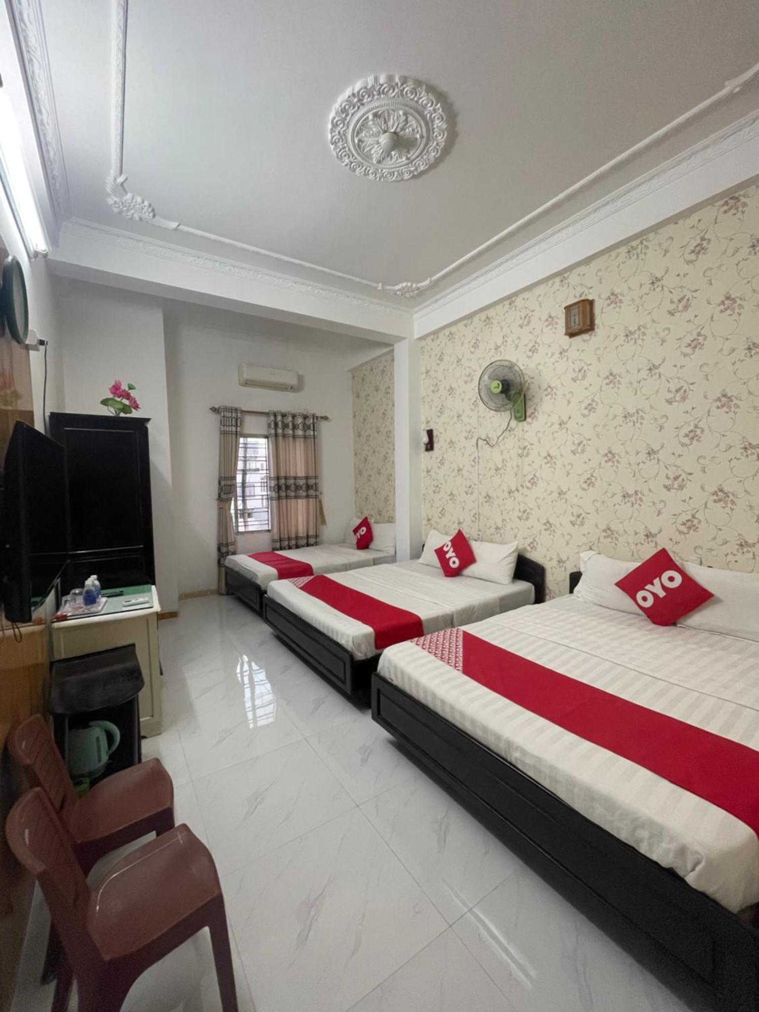 Oyo 553 Truong Giang Hotel Da Nang Buitenkant foto